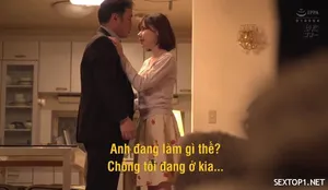 Em có muốn thử bú ti hai chị không