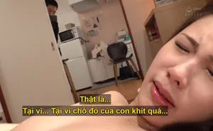 Má đơn thân thiếu thốn và cậu con trai ở tuổi dậy thì