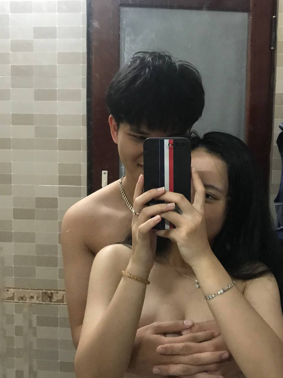200GANA-2762, 200GANA-2762 Kiểu Masuo mềm mại, nhúm đầu tiên. 1835 Có một quan chức ở thị trấn 楽町でナンパした不了わりのおchị ơiさん!ほろ酔いでホテルまでついてきた　　　　　イチャイチャしていると...蟟内をkích thíchされhơi thở đầy dục vọng! Rõ ràng là người đẹp Nano Nano không có núm vú! !